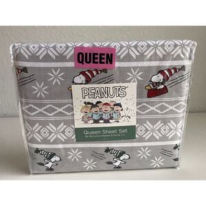 Peanuts Snoopy Sledding Ice Skating Winter Queen Size Super Soft Sheet Set NEW